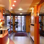 Hotel Metropole